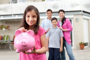 kids with piggy bank